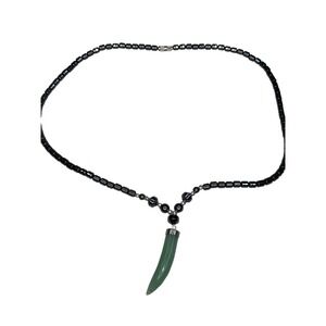 Green‎ Aventurine Jade Claw Tooth Pendant Hematite Beaded Necklace Boho Jewelry